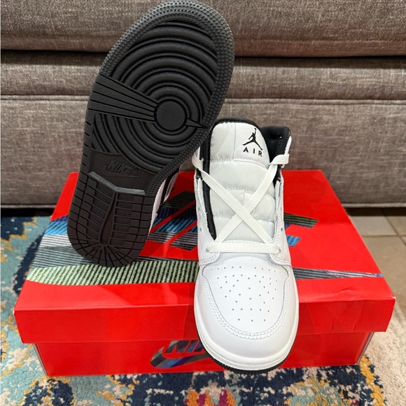 Size 4Y/5.5W - Air Jordan 1 Mid GS “White Black” - Picture 4 of 5